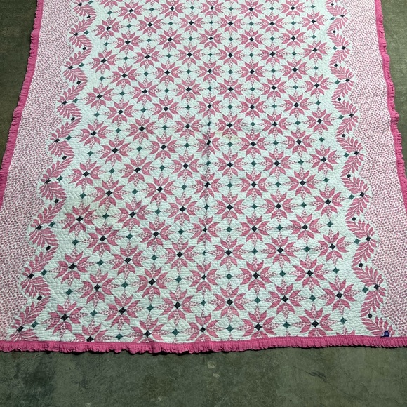Pink and White Quilted Blanket - Picture 1 of 7